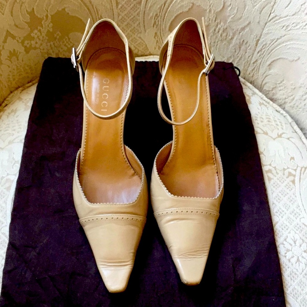 Gucci * D’Orsay Ankle-Strap Heels in Nude/Tan/Beige * Stunning * Size 39.5